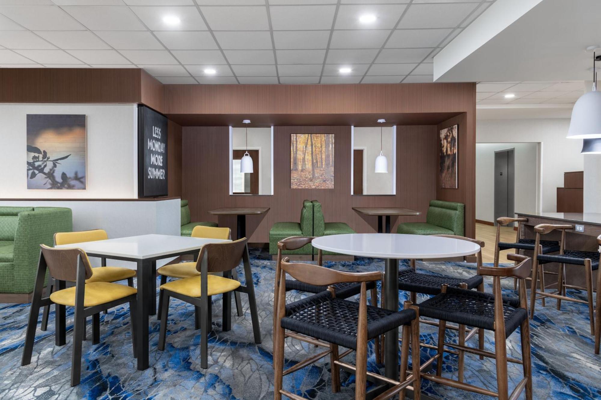 Fairfield Inn & Suites By Marriott Martinsburg Buitenkant foto