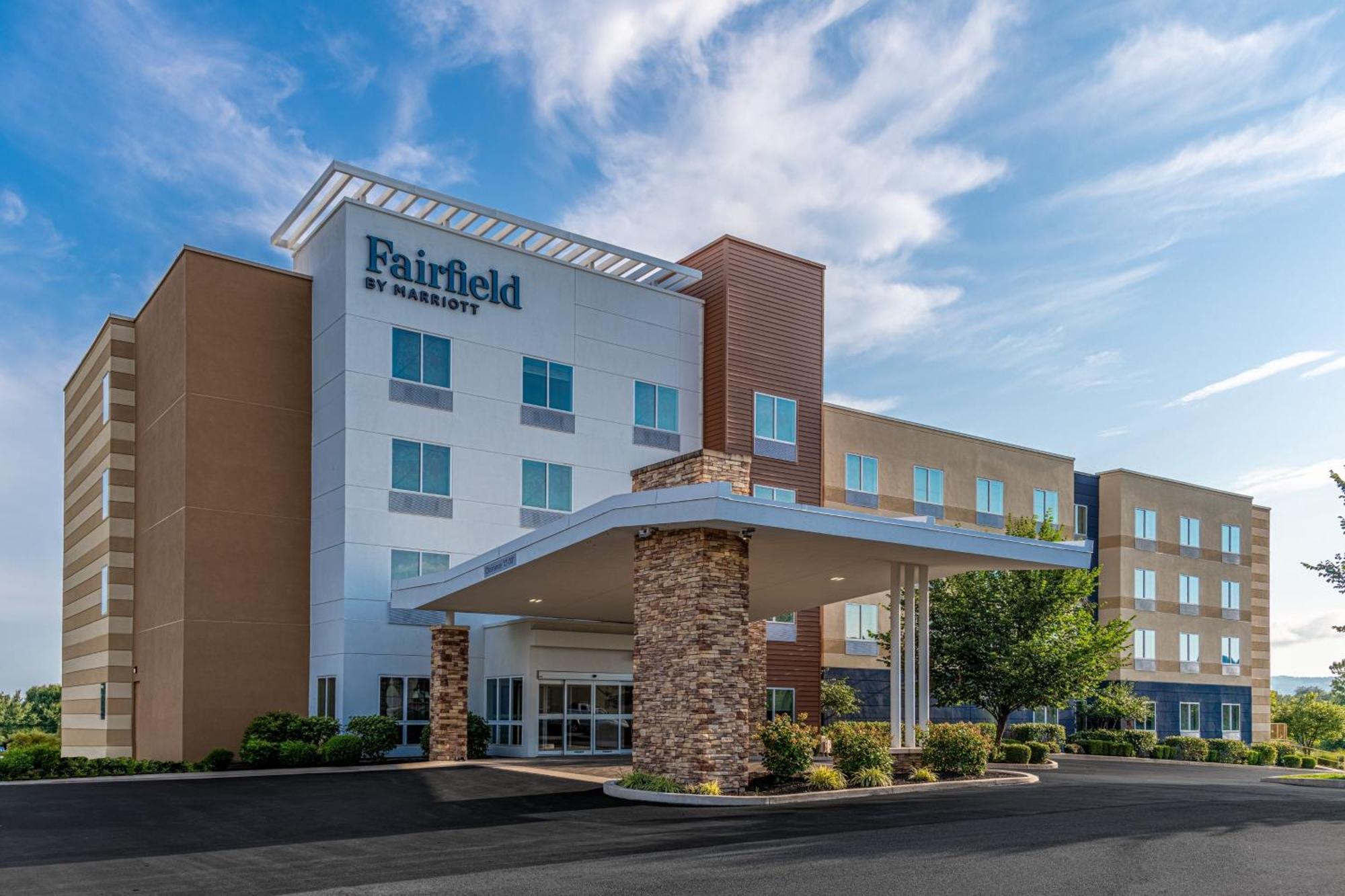 Fairfield Inn & Suites By Marriott Martinsburg Buitenkant foto
